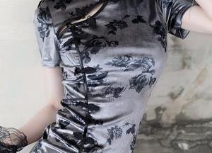 秀人网 – 照片捕捉了MOON嘉依闲适的每一刻，旅拍时光的碎片真好。