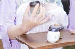秀人网 – 卓君Jeanes的办公室，网盘里找合集，可别说我没提醒你哦！