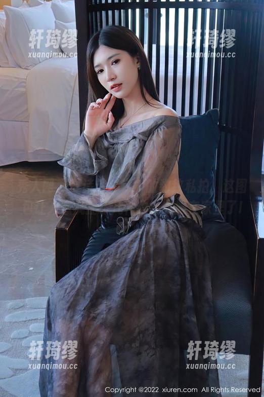 秀人网 - 夏诗诗Sally的豹纹私拍，这图包让人想疯狂印几件豹纹衣服在家里了!
