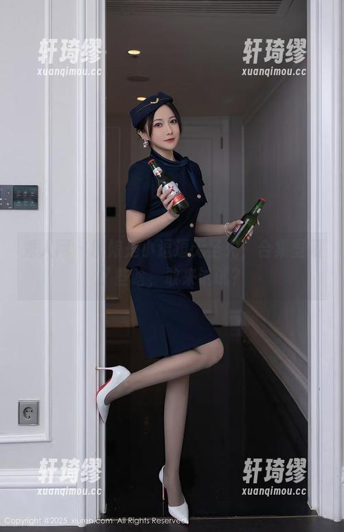 秀人网 - 厨娘是小逗逗无圣光，合集里藏了些啥，敢来试试？