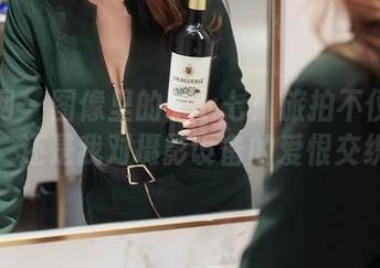 秀人网 – 图像里的甜七七：旅拍不仅是风景，还是我对摄影设备的爱恨交织！