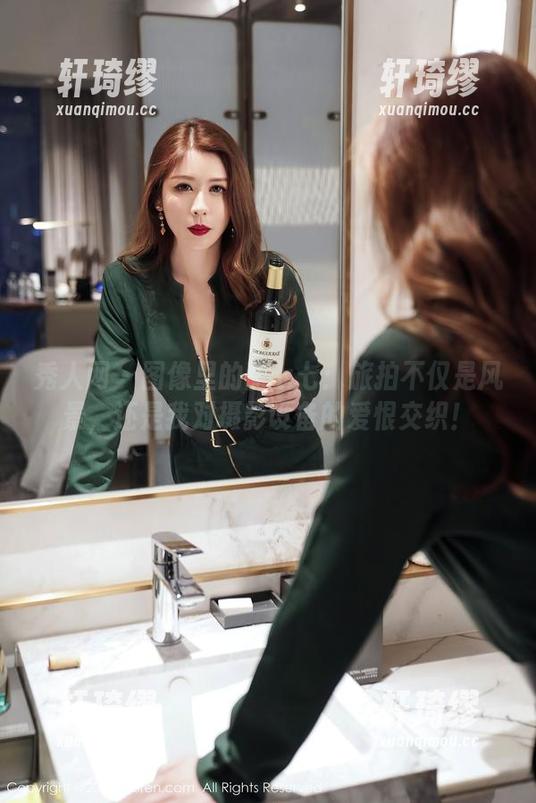 秀人网 - 图像里的甜七七：旅拍不仅是风景，还是我对摄影设备的爱恨交织！