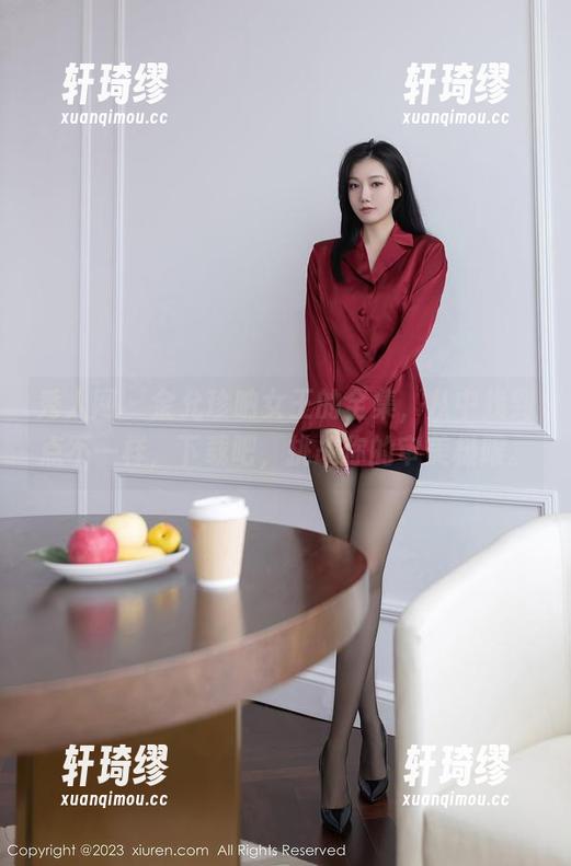 秀人网 - 金允珍呐女王的全集，从中找到点不一样，下载吧，挑战你的审美极限。