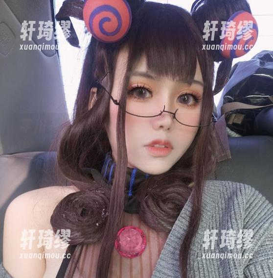 芊川一笑MNK的私藏学妹合集，哦，下载了才明白！