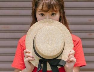菠萝社 – 求真相！柳侑绮免费写真中这裤里丝是个怎样的存在？
