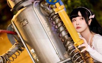 落落Raku的眼镜，看完保证你“视”野大开，作品免费送你！