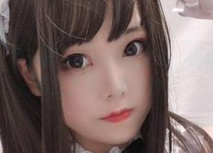高清图包，蜜汁猫裘的小奶牛女仆，纠结于可爱和俏皮之间，真微妙。