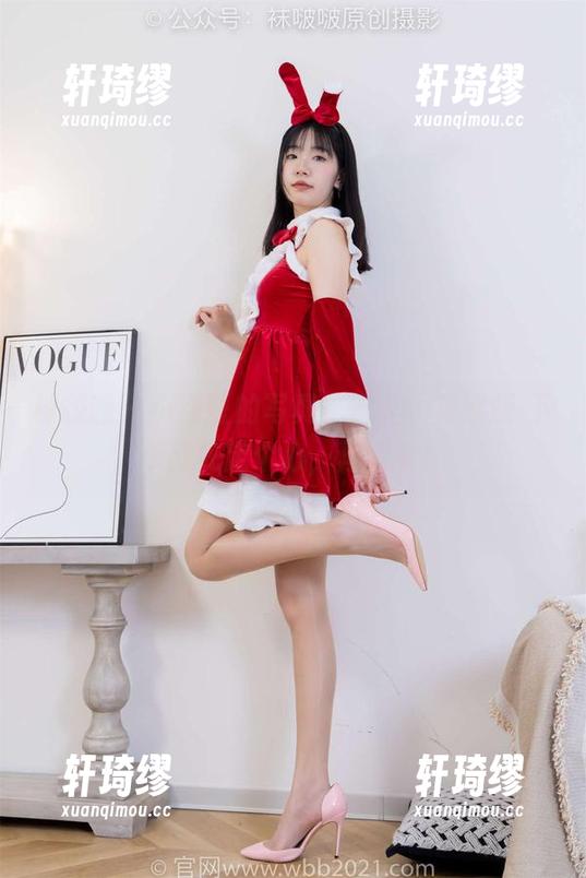 袜啵啵-小甜豆 袜啵啵 - 小甜豆的写真,裤里丝花絮版-下载前先定个心,再欣赏!