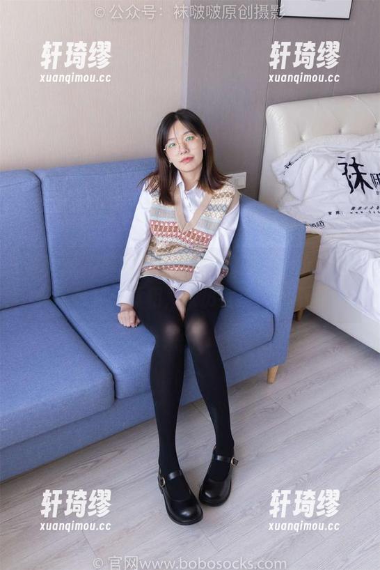 袜啵啵 - 苏苏带来的美图更新，她的板鞋看起来那么真相，太厉害了，我不服！