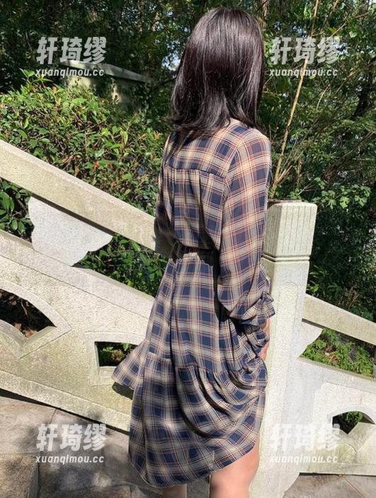微密圈 - 看！雅雅的气质呀和她的妹妹，最新套图是个“温柔的残忍”！