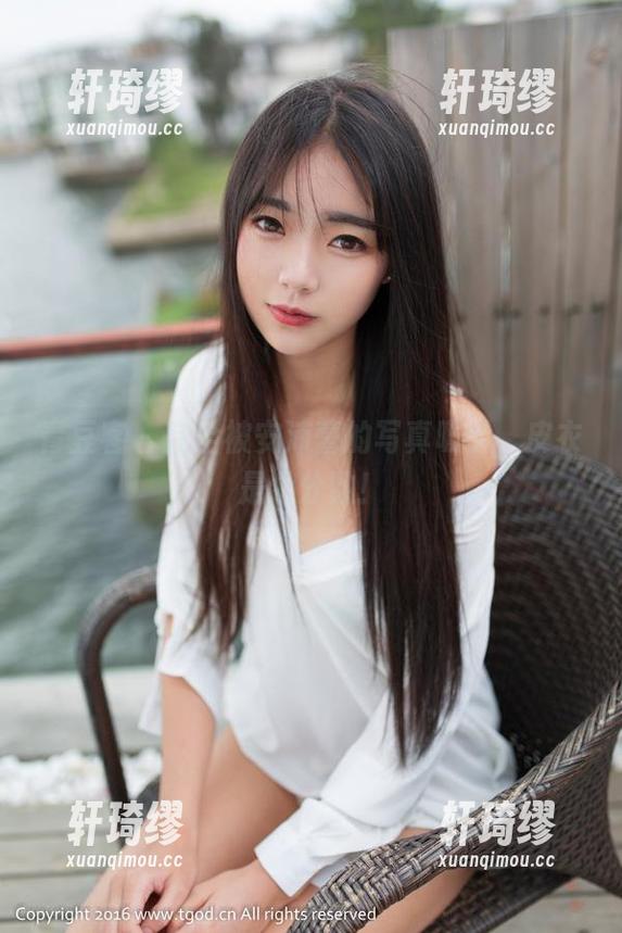 青豆客-安沛蕾 青豆客 - 完全被安沛蕾的写真吸引,皮衣是个分数!