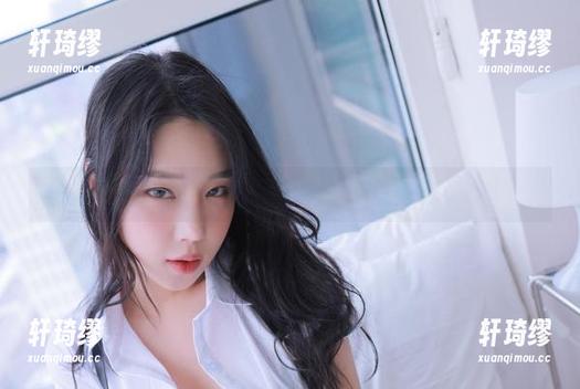 韩国CoCo的短裙，再无圣光，只剩真实的诱惑图包